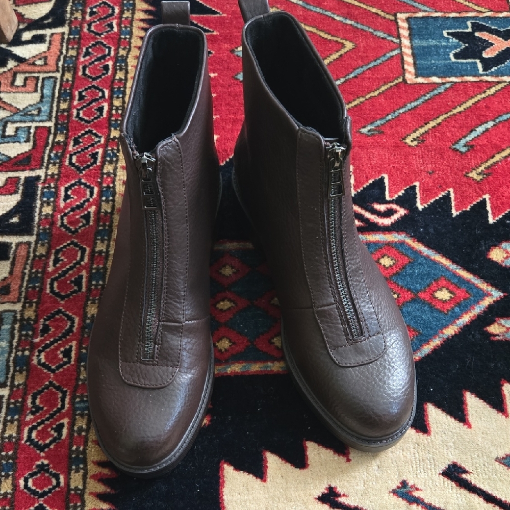 AEROSOLES Brown Lace Up Boots